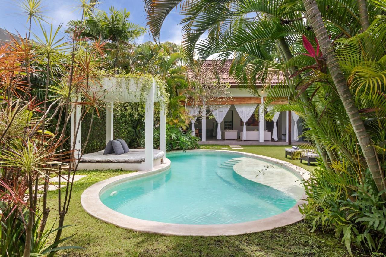 Villa Alice By Villa Finder Seminyak Exterior foto