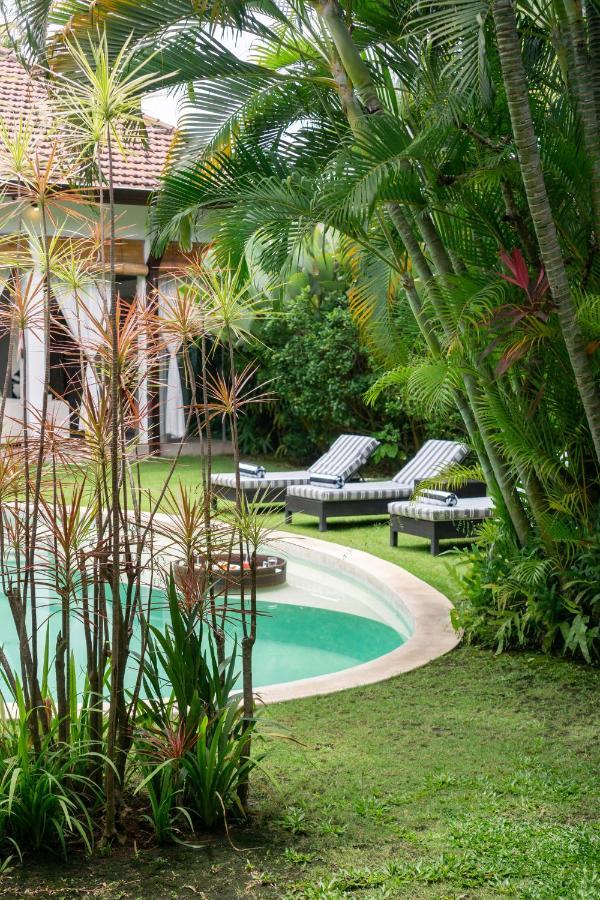 Villa Alice By Villa Finder Seminyak Exterior foto