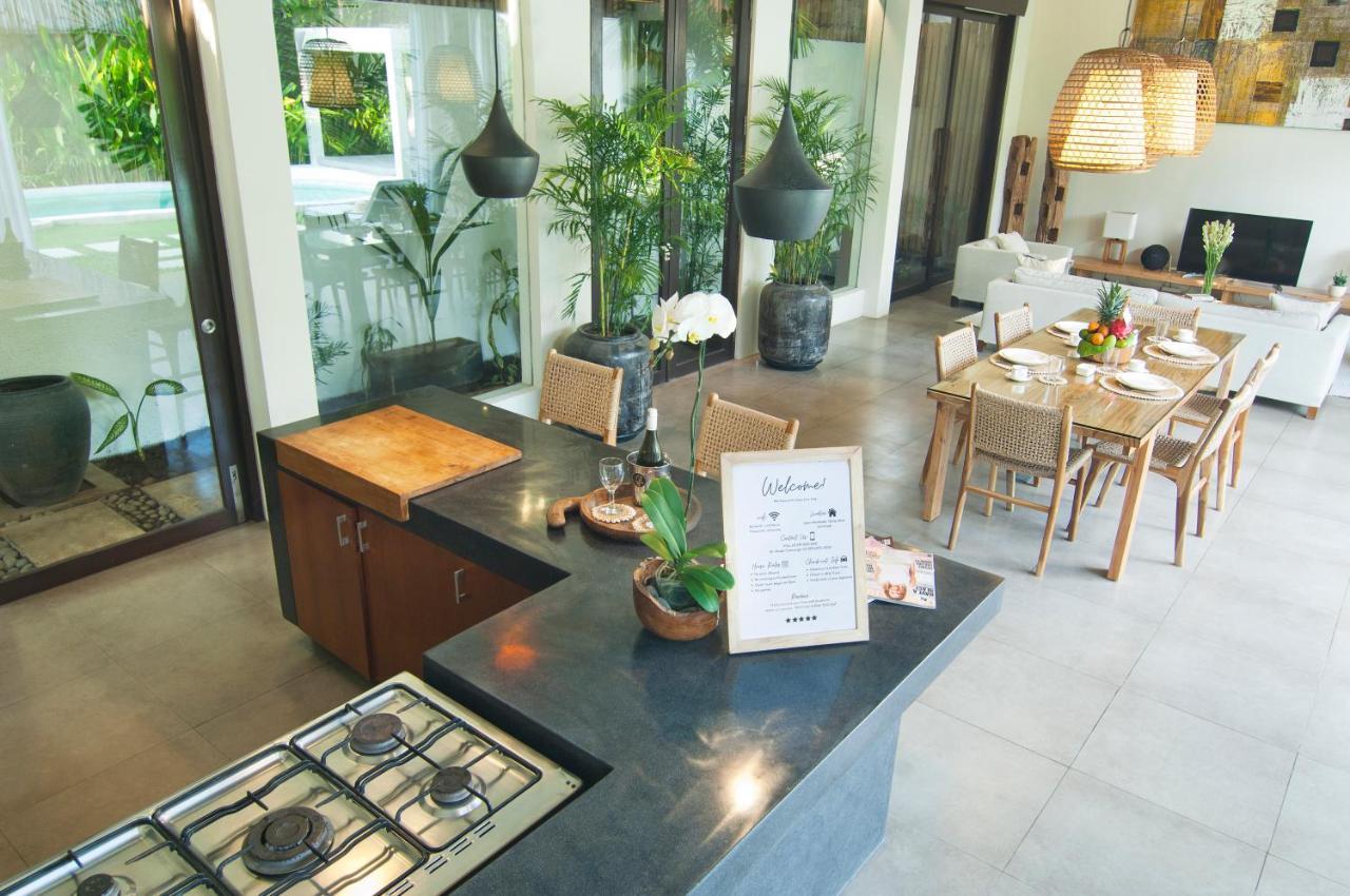 Villa Alice By Villa Finder Seminyak Exterior foto